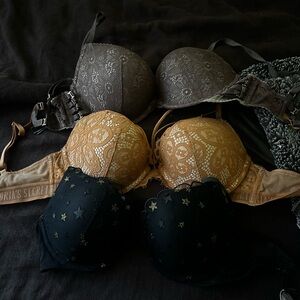 Victoria’s Secret push up bra bundle